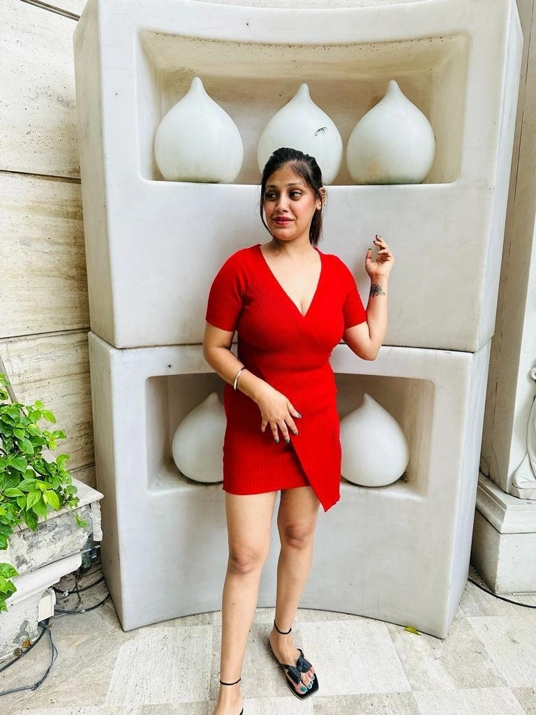 Ahmedabad call girl